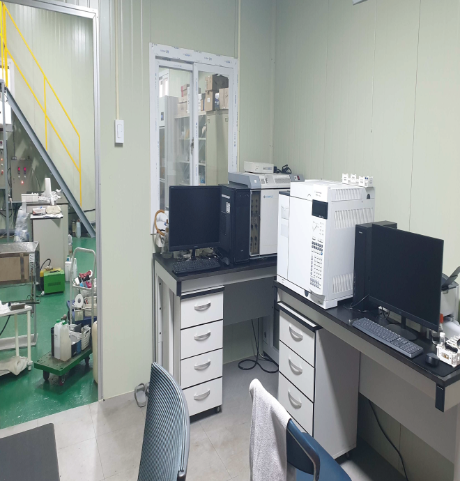 Organic Compound Analyzer